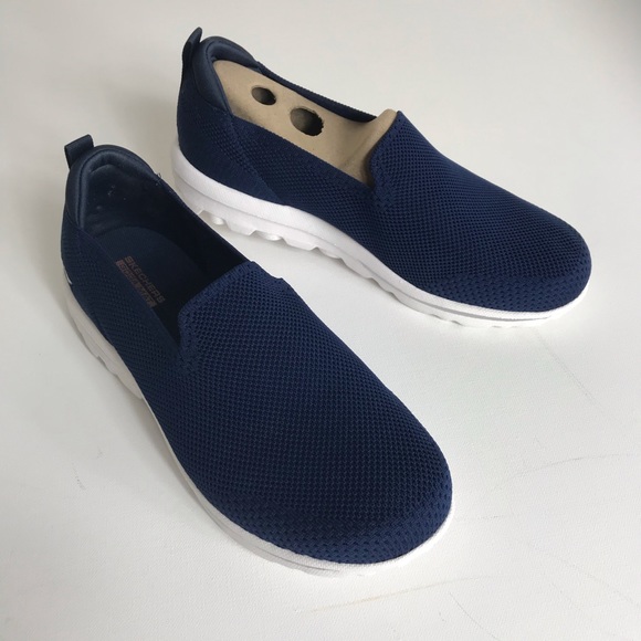 🔥Skechers Daydream GoWalk Classic Solid Knit - Picture 3 of 7